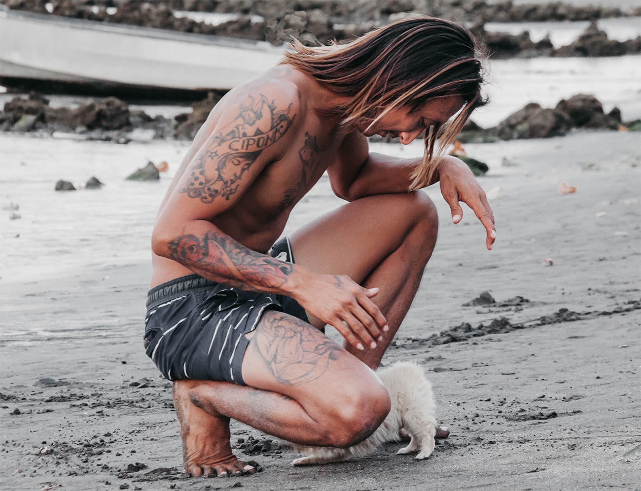 photographe sur montpellier man on a beach at pemuteran